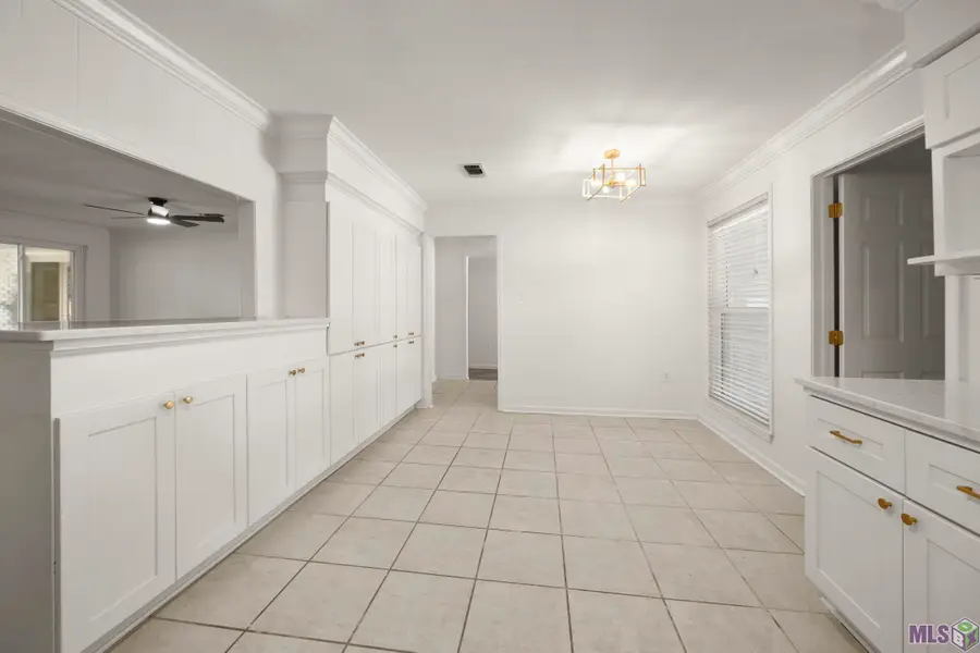 9521 Rustling Oaks Dr, Baton Rouge, LA 70818 - #2