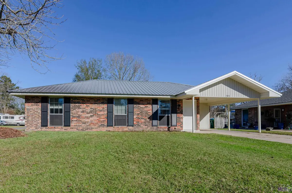 701 Kennedy Ave, Denham Springs, LA 70726 - #1