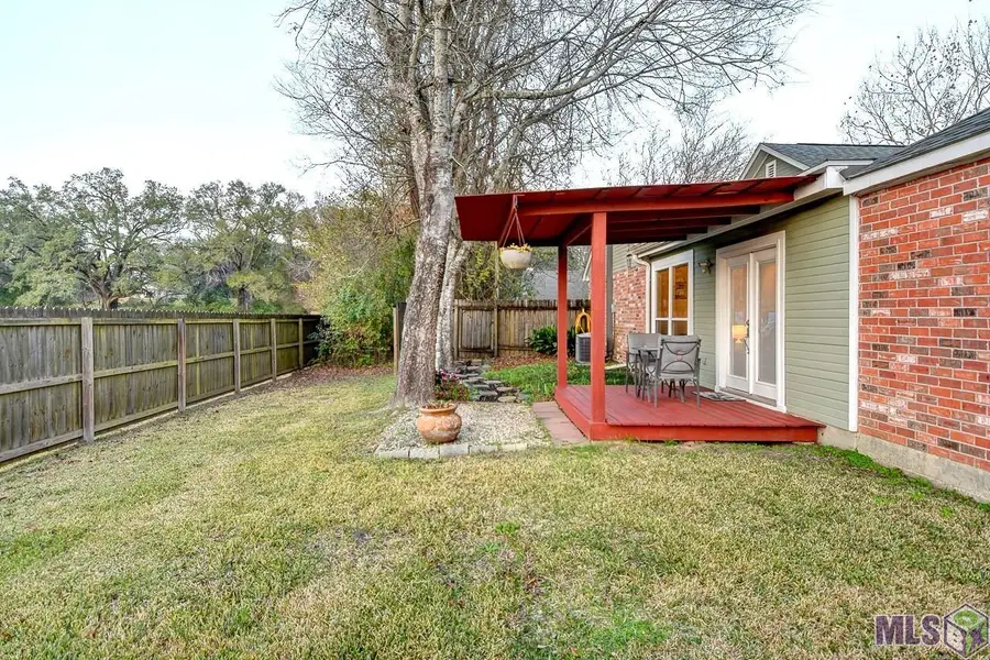 210 Meadowbend Dr, Baton Rouge, LA 70820 - #2