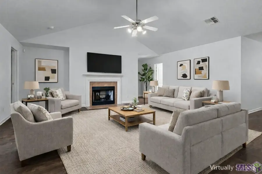 12925 Bonnie Bleu Dr, Denham Springs, LA 70726 - #3