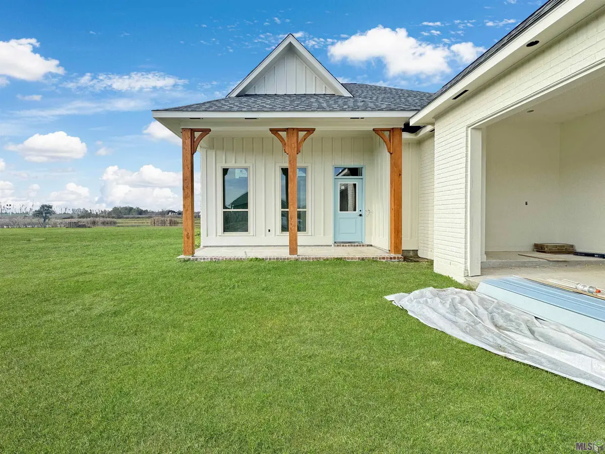 39521 Hernando De Soto Dr, Darrow, LA 70725 - #1