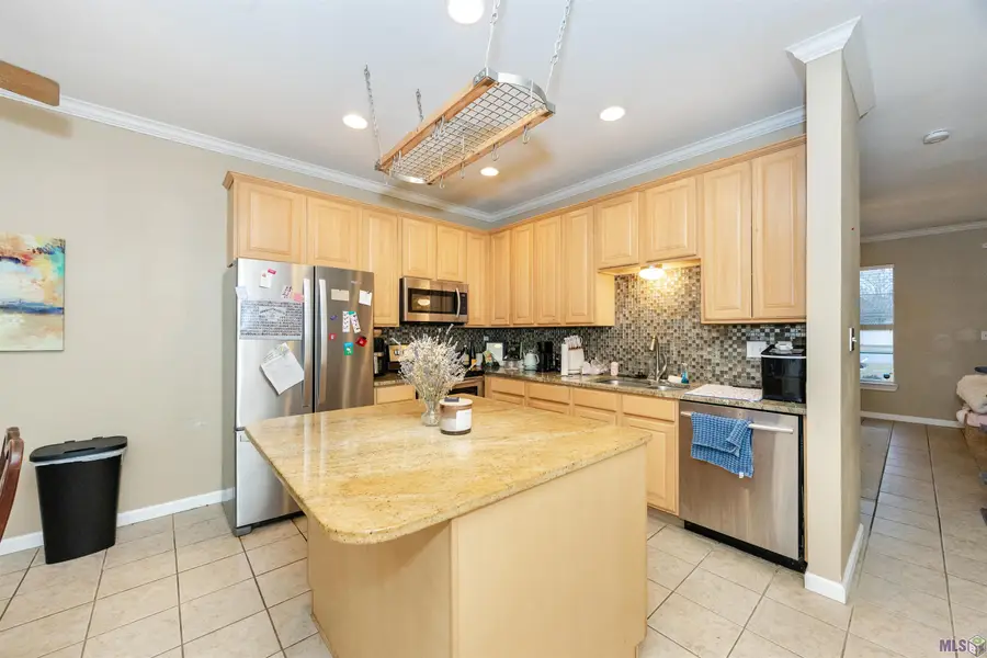 4000 Lake Beau Pre #17, Baton Rouge, LA 70820 - #3