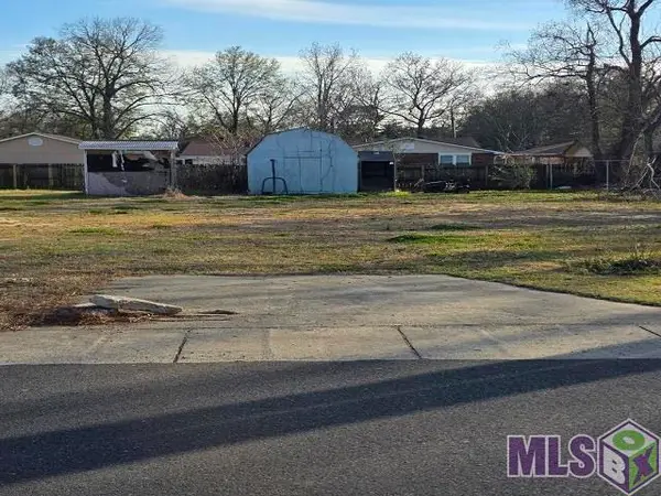 1249 Avenue B, Port Allen, LA 70767