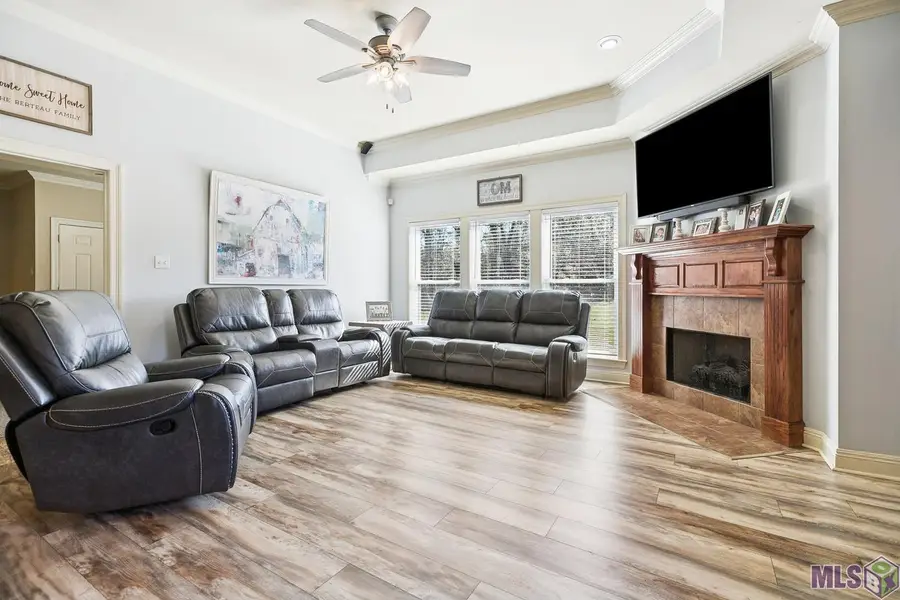 12292 Dutchtown Villa Dr, Geismar, LA 70734 - #2