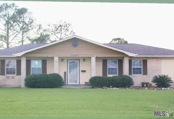 1209 Barrow St, Franklin, LA 70538