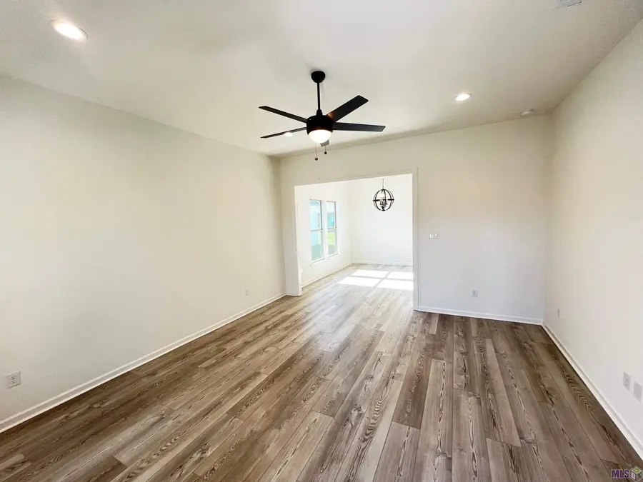 2250 Sherri's Way, Port Allen, LA 70767 - #2