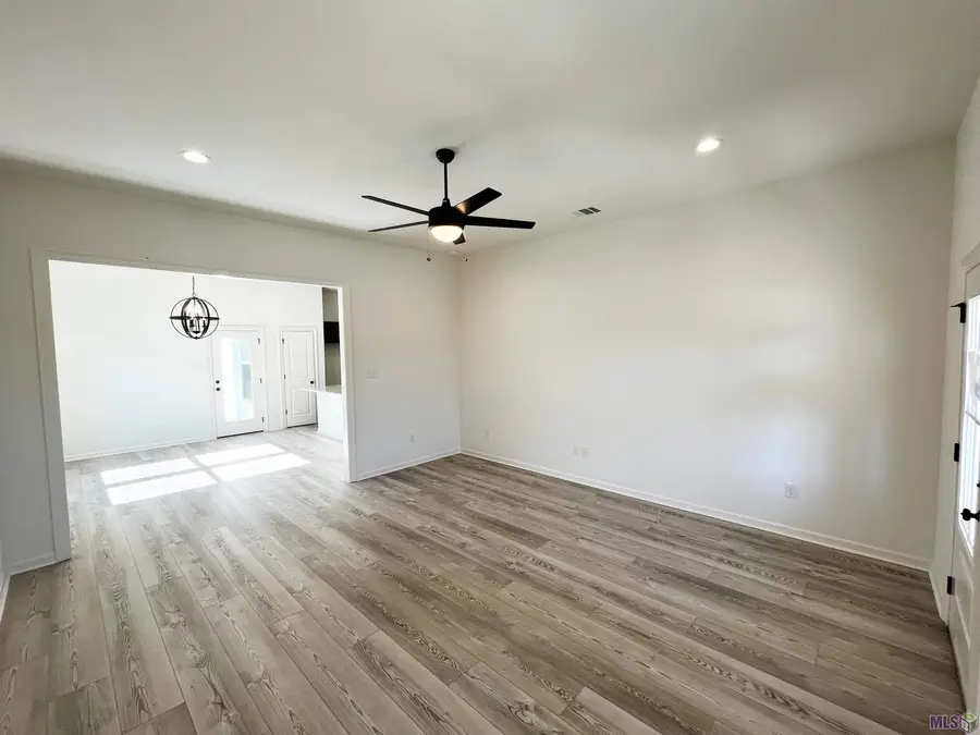 2250 Sherri's Way, Port Allen, LA 70767 - #3