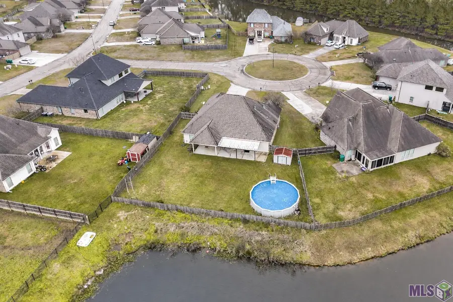 13440 Larch Ct, Denham Springs, LA 70726 - #2