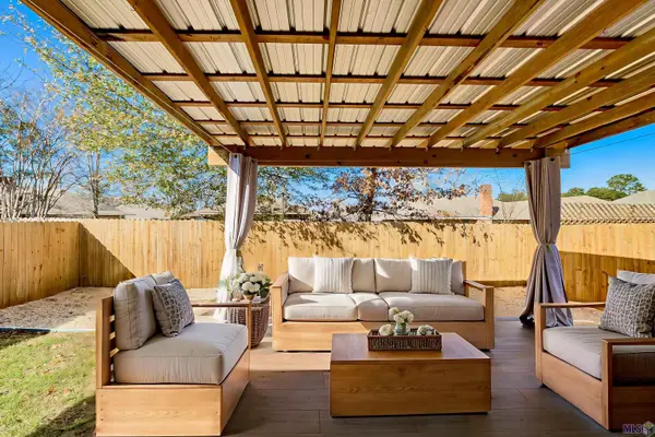 6529 Silver Oak, Baton Rouge, LA 70817