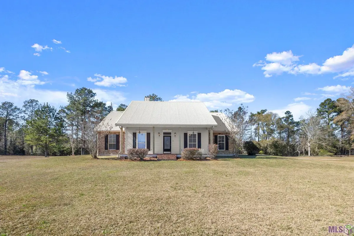 25075 Peplow Rd, Holden, LA 70744 - #1