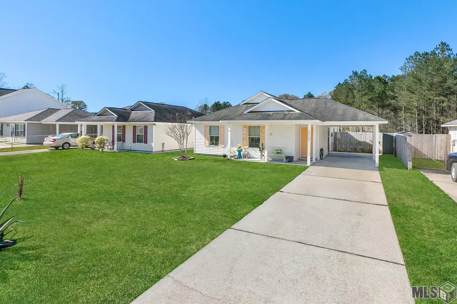 26197 Bobby Gill Rd, Denham Springs, LA 70726 - #2