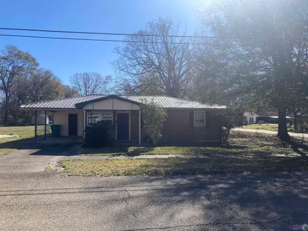 20110 Circle Dr, Livingston, LA 70754