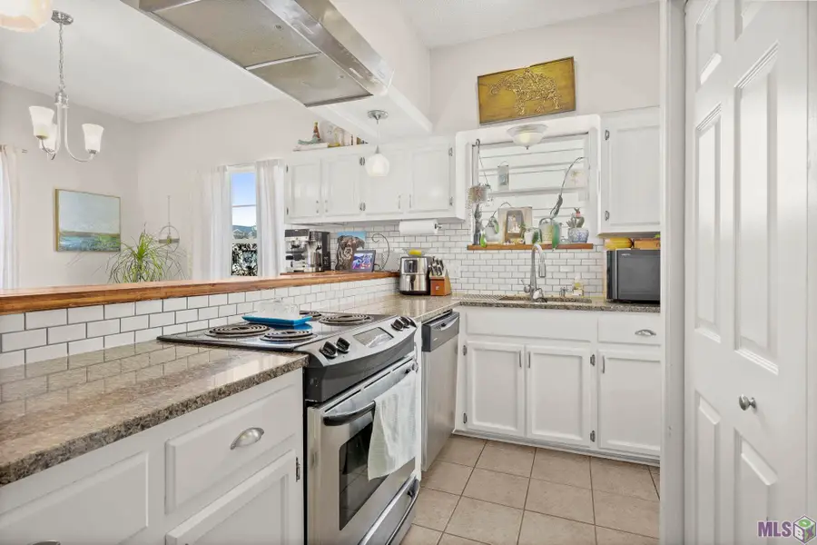 1752 Manor Oak Dr, Baton Rouge, LA 70810 - #2