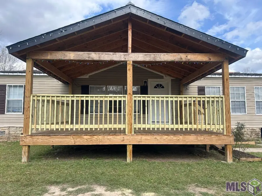 9727 Deer Run Ave, Zachary, LA 70791 - #3