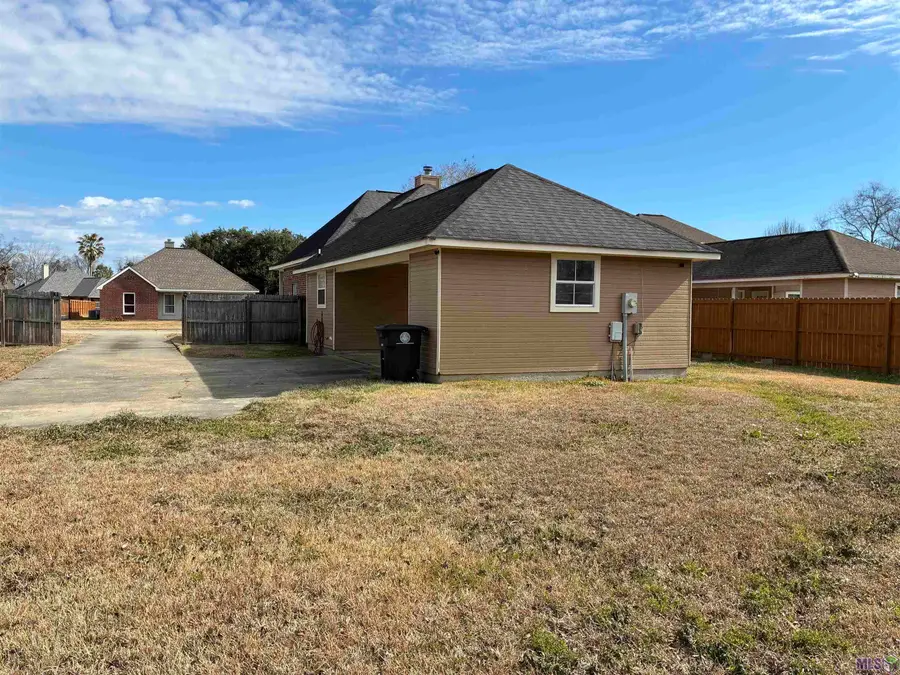 9456 Crandon Dr, Baton Rouge, LA 70810 - #2