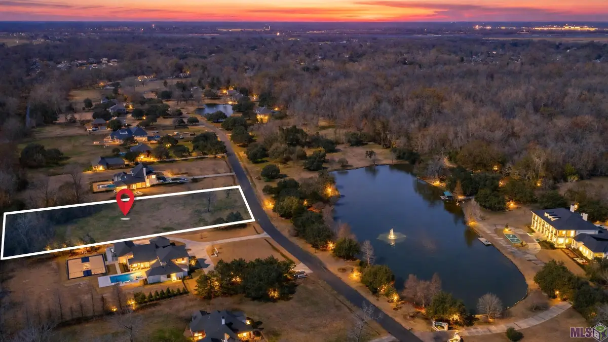 2433 Laurel Lakes Ave, Baton Rouge, LA 70820 - #1
