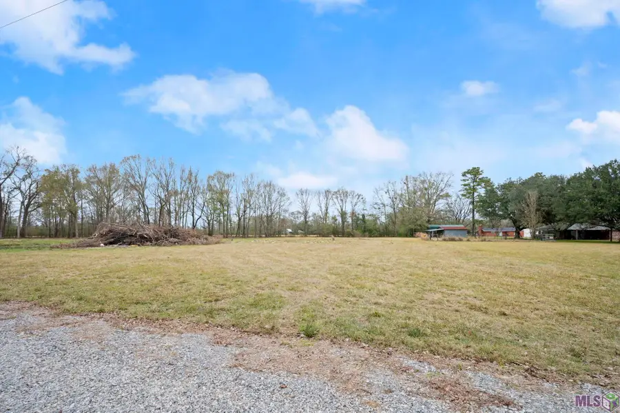 10564 Summerside Dr, Baker, LA 70714 - #2