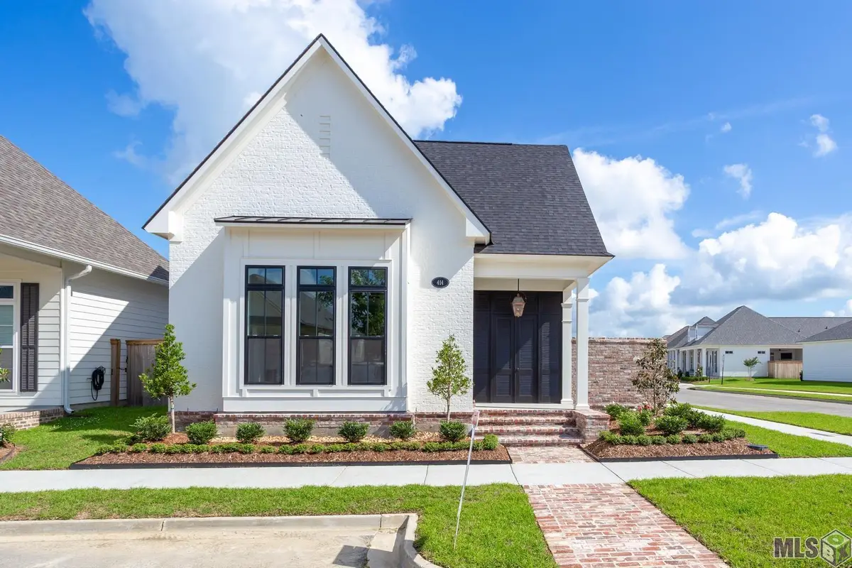 5199 Oakwater Alley, Gonzales, LA 70737 - #1