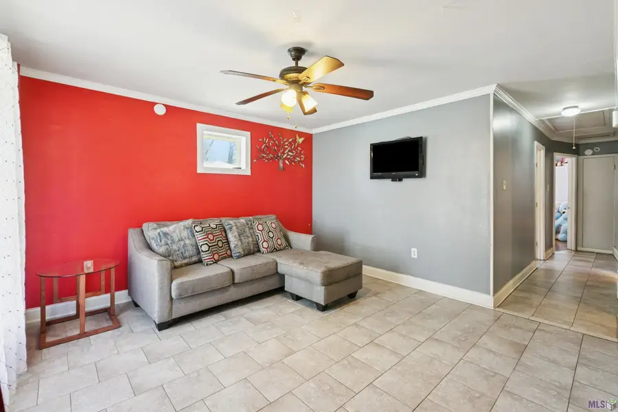 9490 Dabney Dr, Denham Springs, LA 70726 - #3