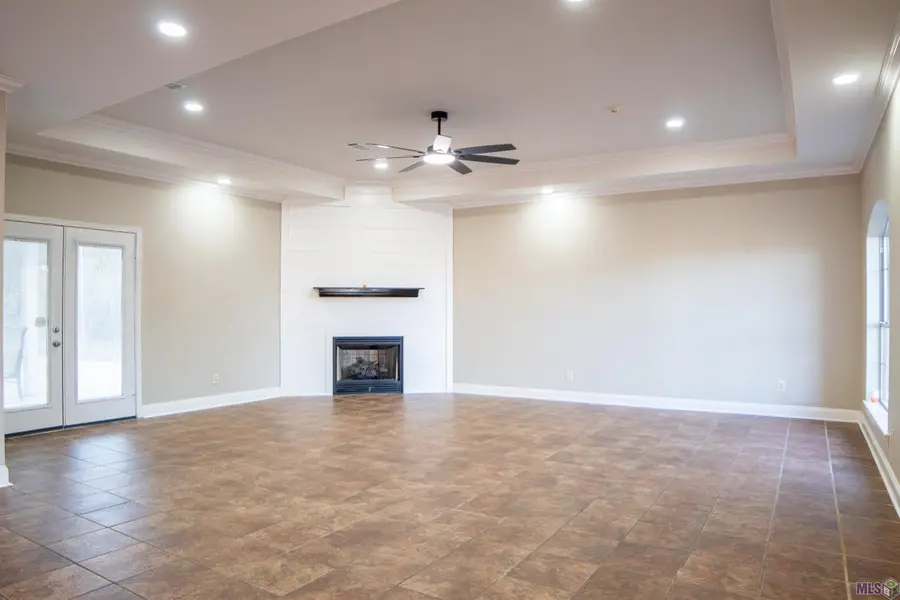 156 Reba Lane, Denham Springs, LA 70706 - #3