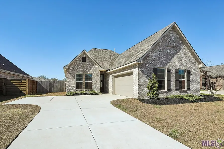 41177 Coastline Ave, Gonzales, LA 70737 - #2