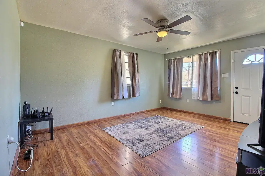 34955 Gravesbriar Dr, Denham Springs, LA 70706 - #3