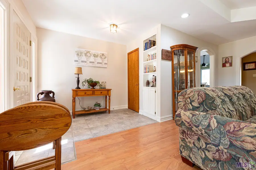 10777 Jacock Rd, Saint Francisville, LA 70775 - #2