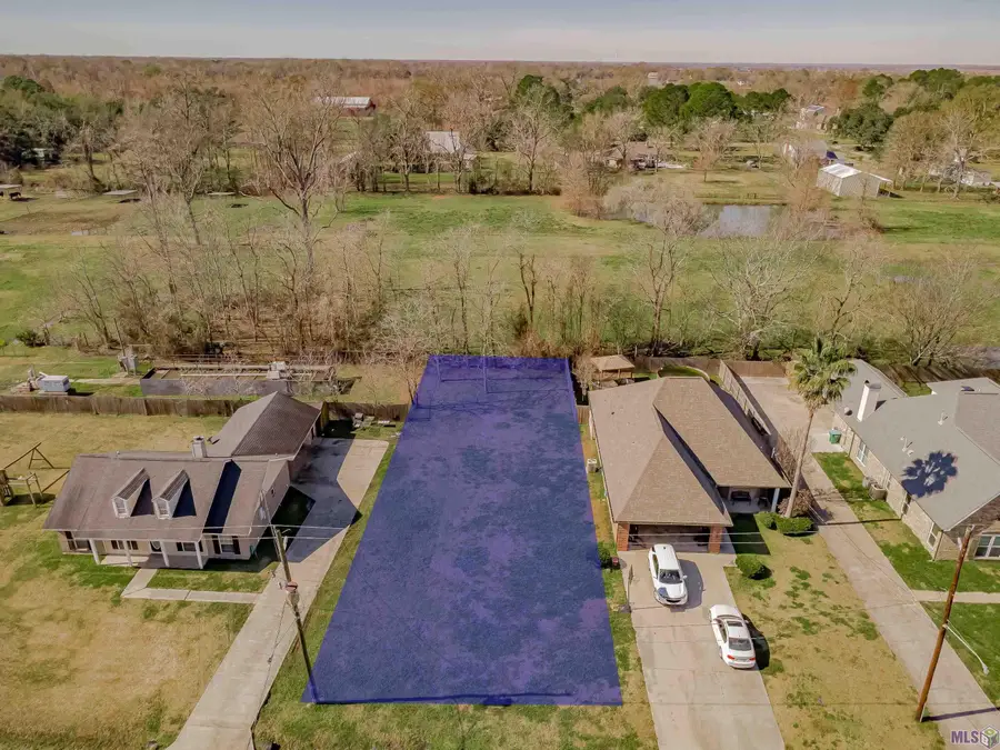 810 Bohne Rd, Port Allen, LA 70767 - #3