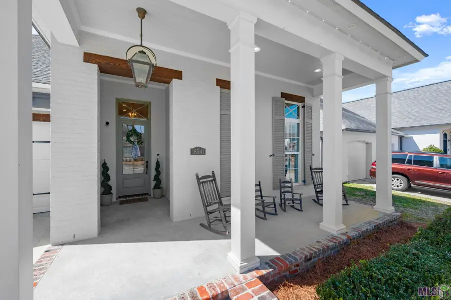 18541 Oakland Crossing Blvd, Prairieville, LA 70769 - #2