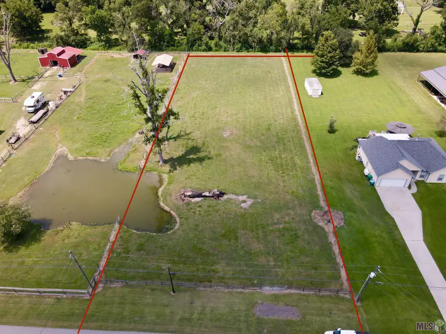 8856 Singleton Rd, Port Allen, LA 70767 - #3