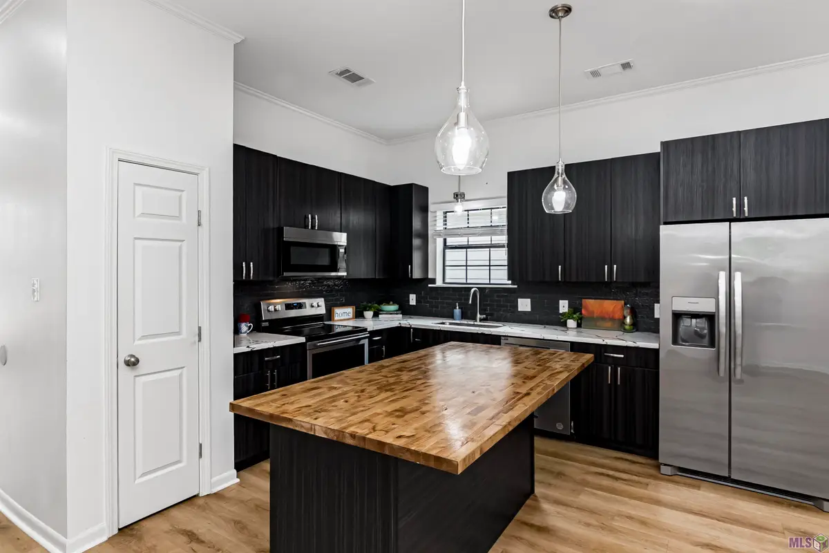 902 S Audubon Place Ave, Gonzales, LA 70737 - #1