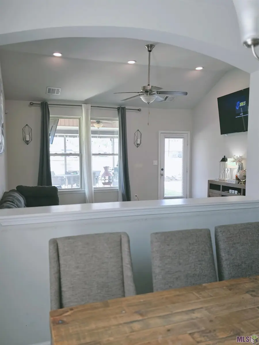 8828 Cherry Laurel Ave, Zachary, LA 70791 - #2