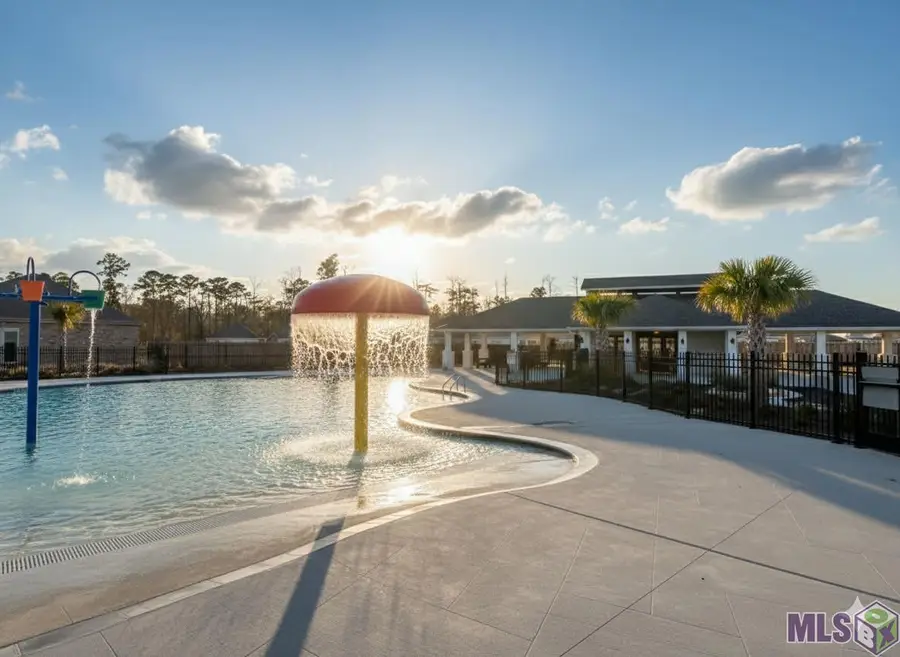 11568 Derby Dr, Denham Springs, LA 70726 - #2