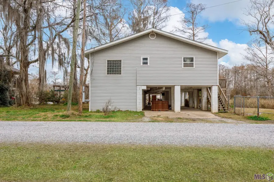 18739 River Bend Rd, Maurepas, LA 70449 - #2