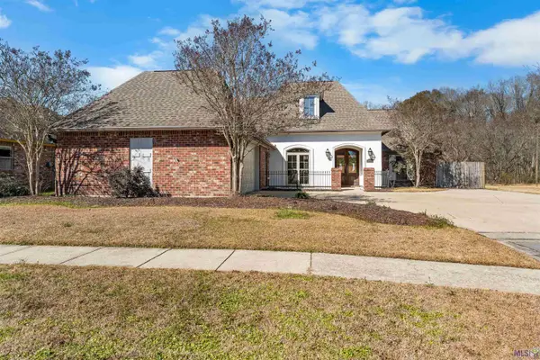 2099 Cypress Cove Ave, Zachary, LA 70791