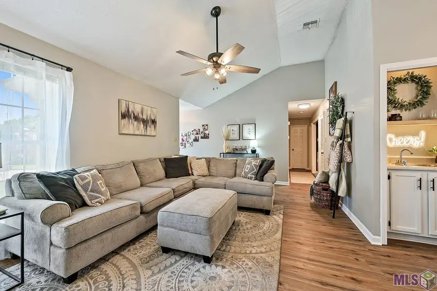 7352 N Jefferson Place Cir #41D, Baton Rouge, LA 70809 - #2