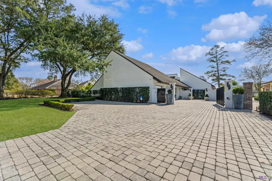 8742 W Fairway Dr, Baton Rouge, LA 70809 - #2