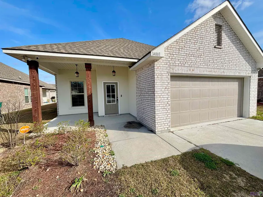 14001 Barrington Ave, Denham Springs, LA 70726 - #2