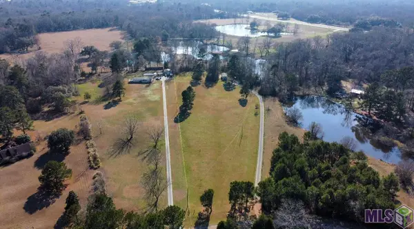 10006 Trails End Rd, St. Francisville, LA 70775