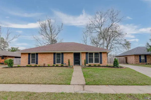 16937 Ticonderoga Ave, Saint George, LA 70817