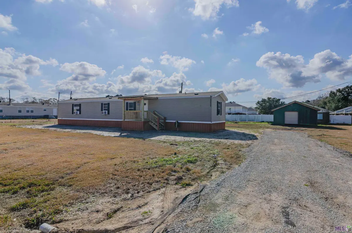 41503 Hattie Moran Rd, Gonzales, LA 70737 - #1
