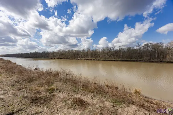 5974 Mill Town Rd, Brusly, LA 70719