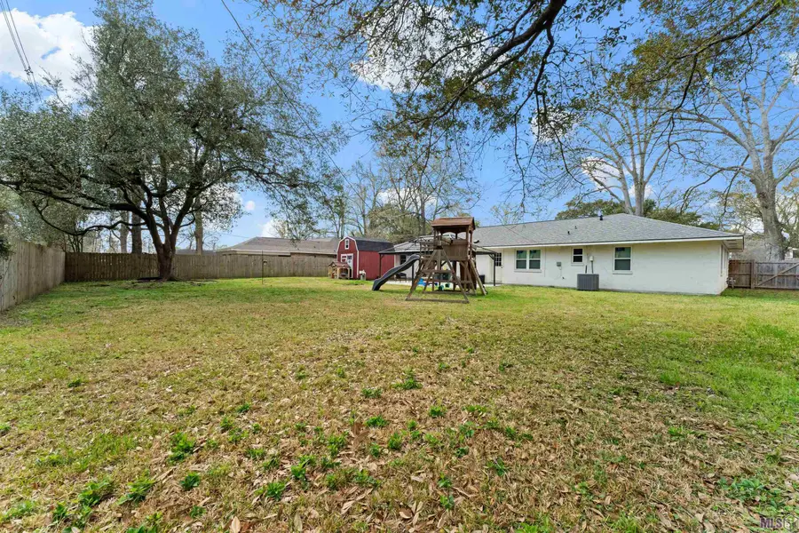 375 Sherwood Forest Blvd, Baton Rouge, LA 70815 - #2