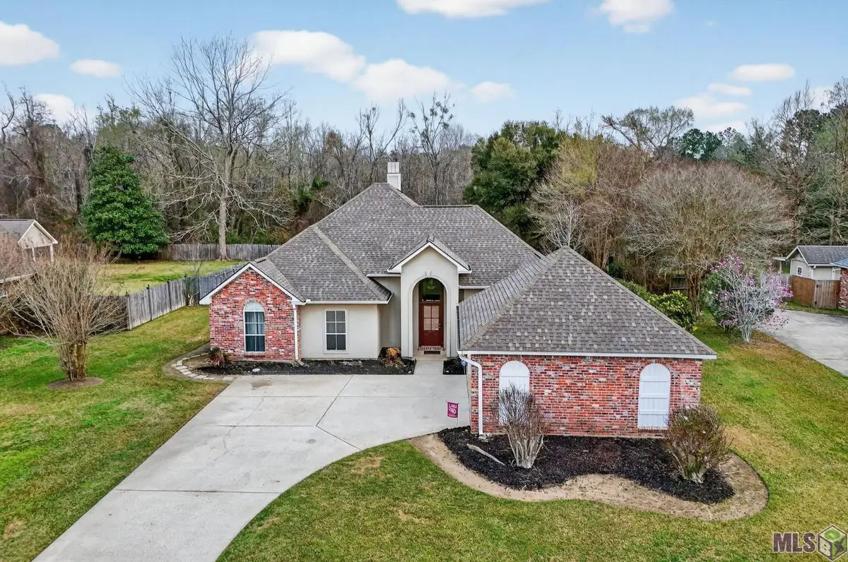 8589 R Dawes Dr, Denham Springs, LA 70706 - #1