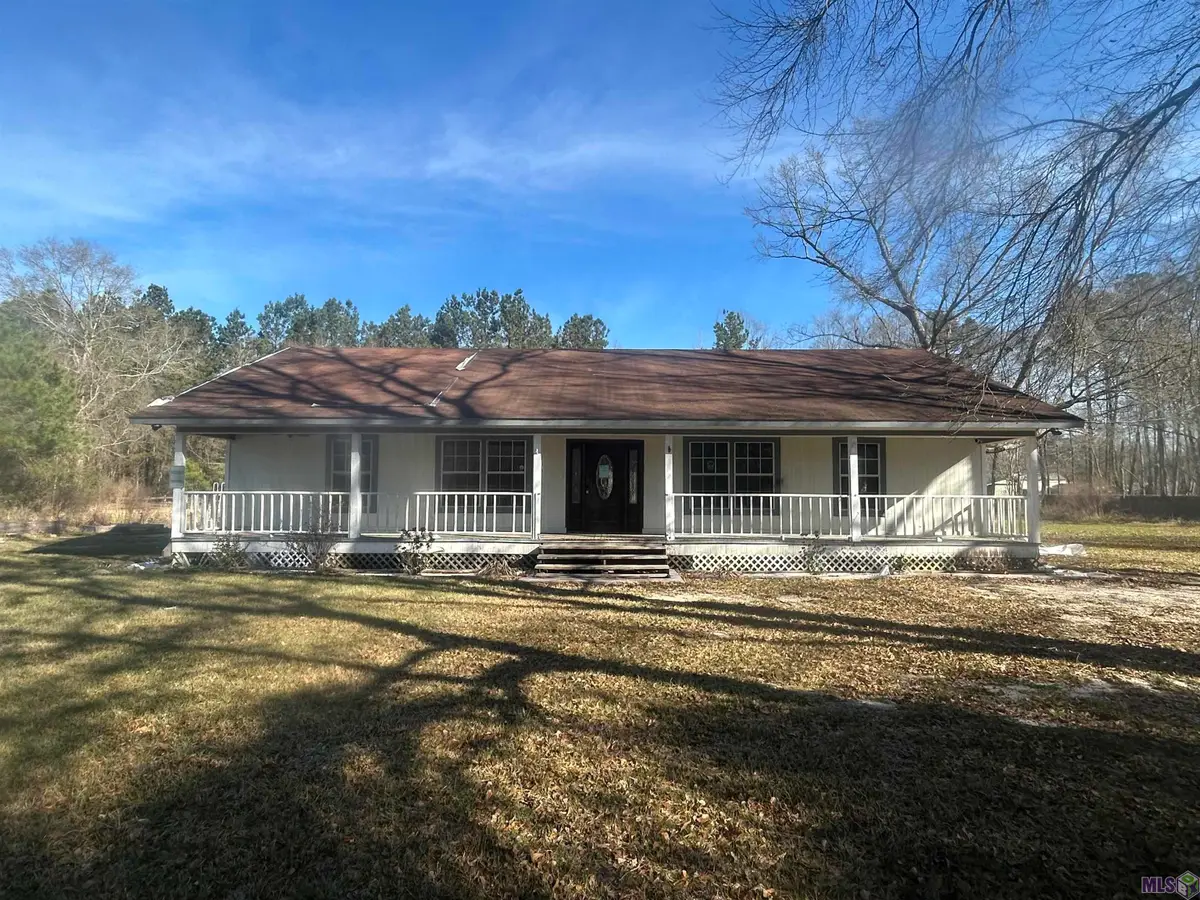 37565 Webb Rd, Denham Springs, LA 70706 - #1