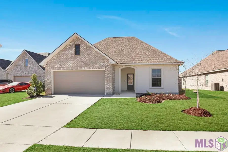 39225 Blue Heron Ct, Prairieville, LA 70769 - #2