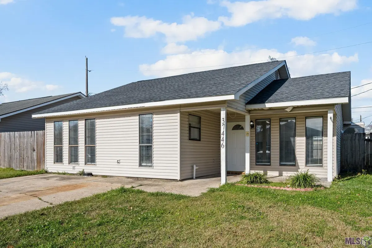 37446 E Hillside Dr, Prairieville, LA 70769 - #1