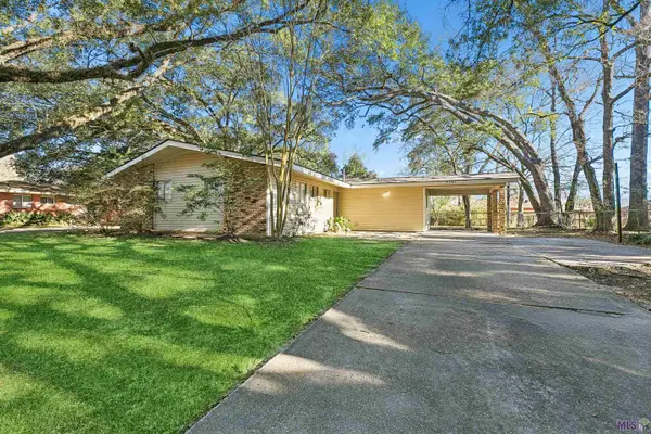 9385 Kingcrest Pkwy, Baton Rouge, LA 70810