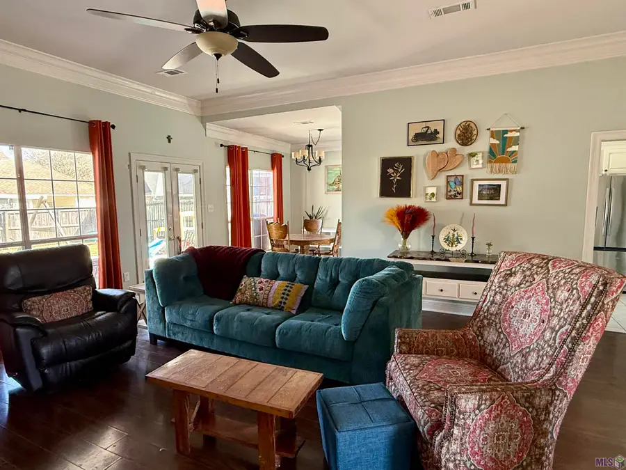 18345 Lake Myrtle Dr, Baton Rouge, LA 70817 - #2