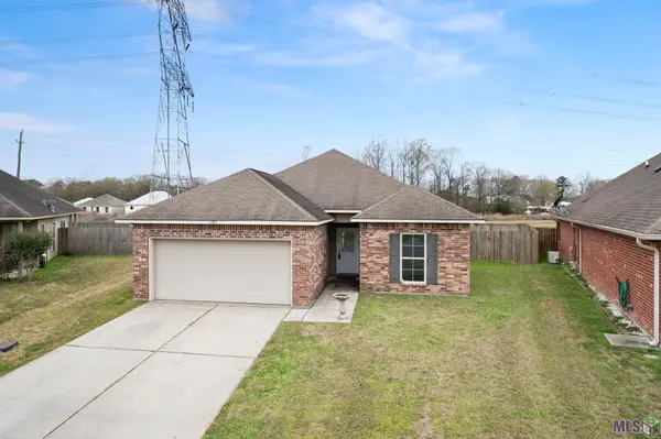 11371 Rossow Ct, Denham Springs, LA 70726